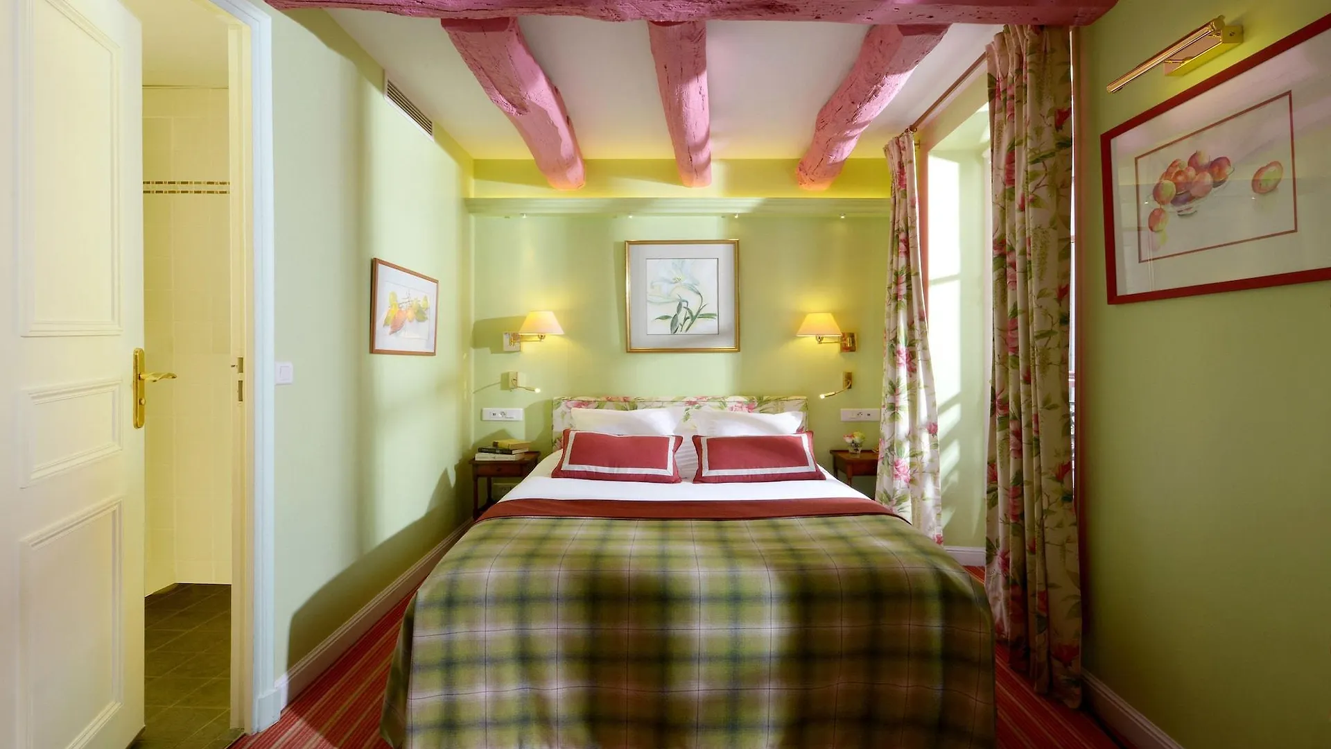 Le Relais Montmartre