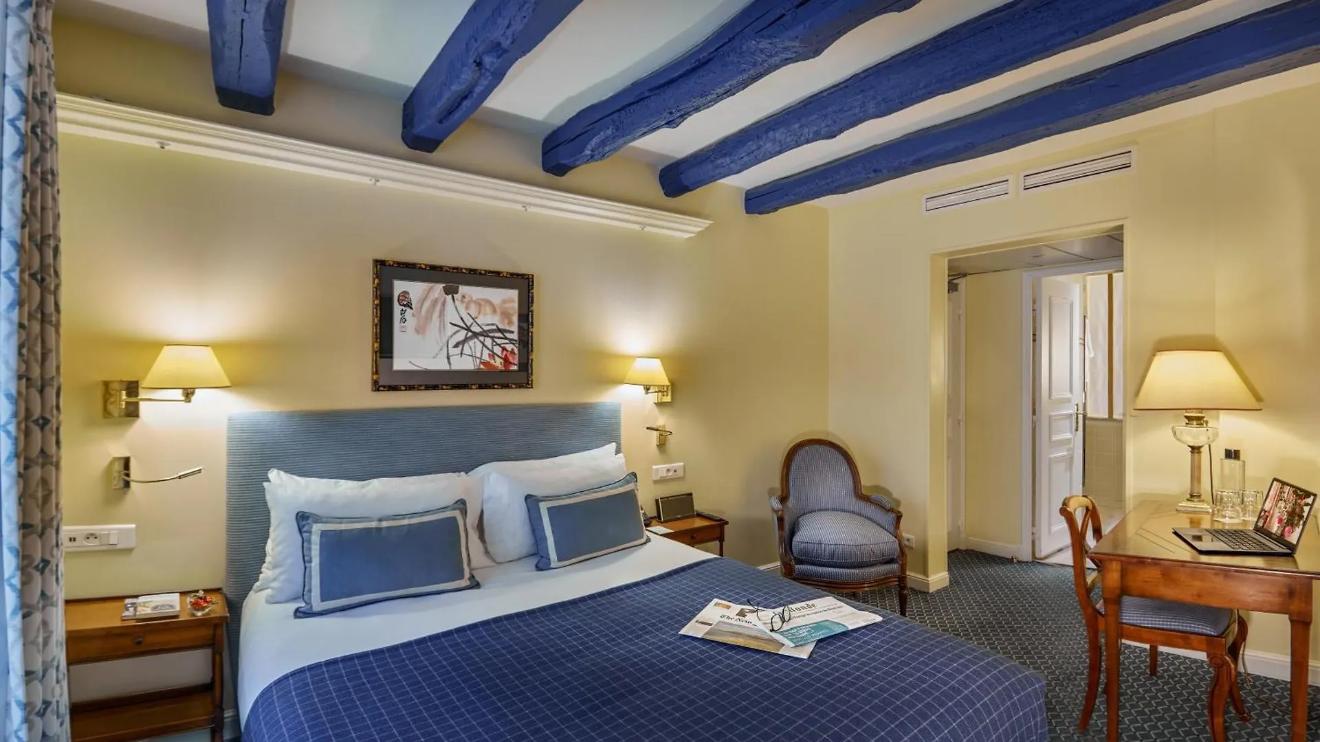 Hotel Le Relais Montmartre 4*
