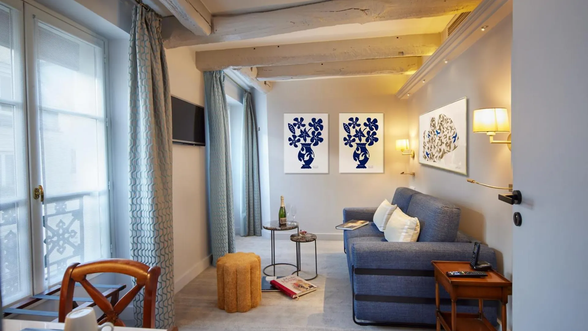 Le Relais Montmartre