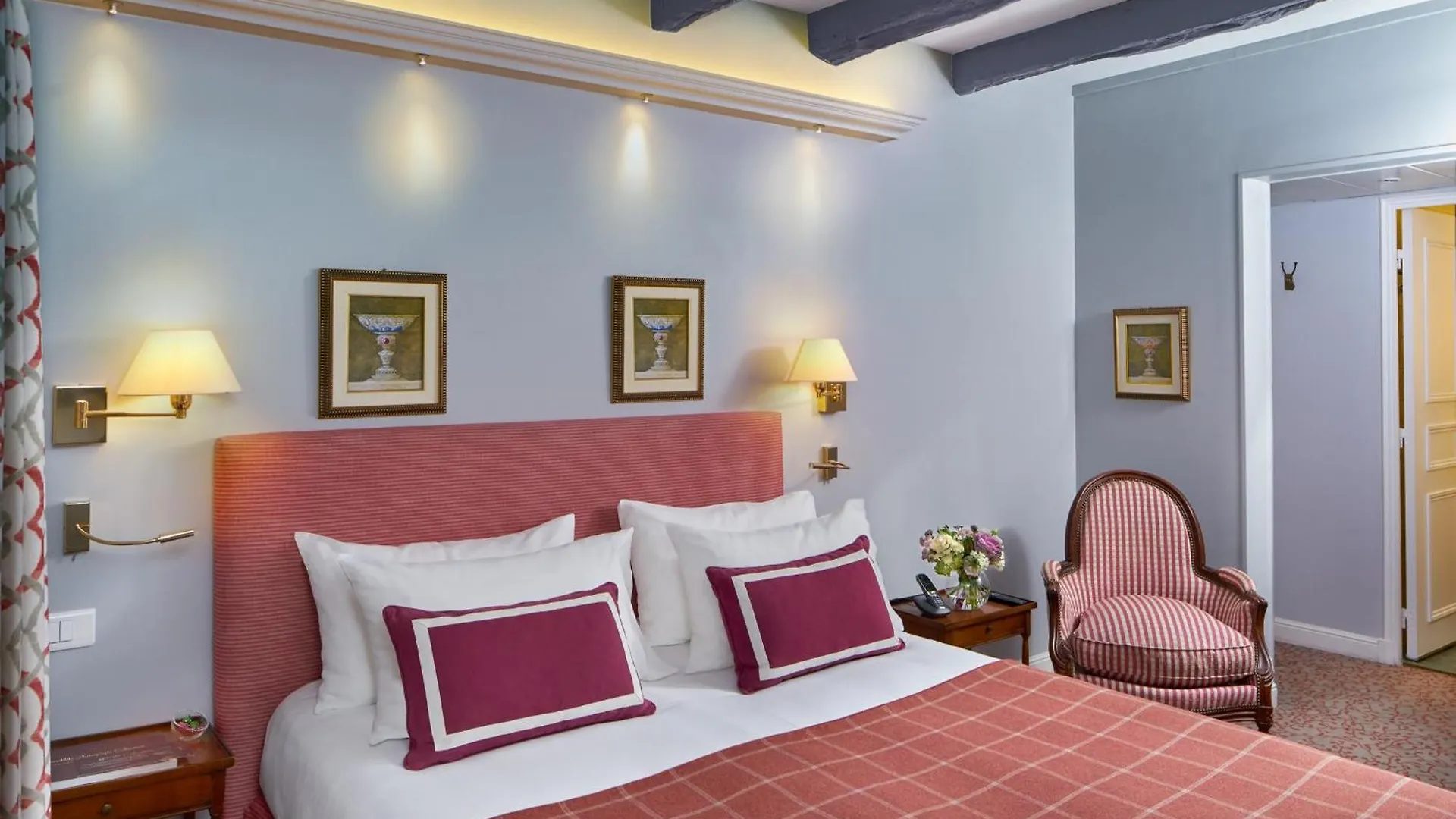 Le Relais Montmartre 4* Paris