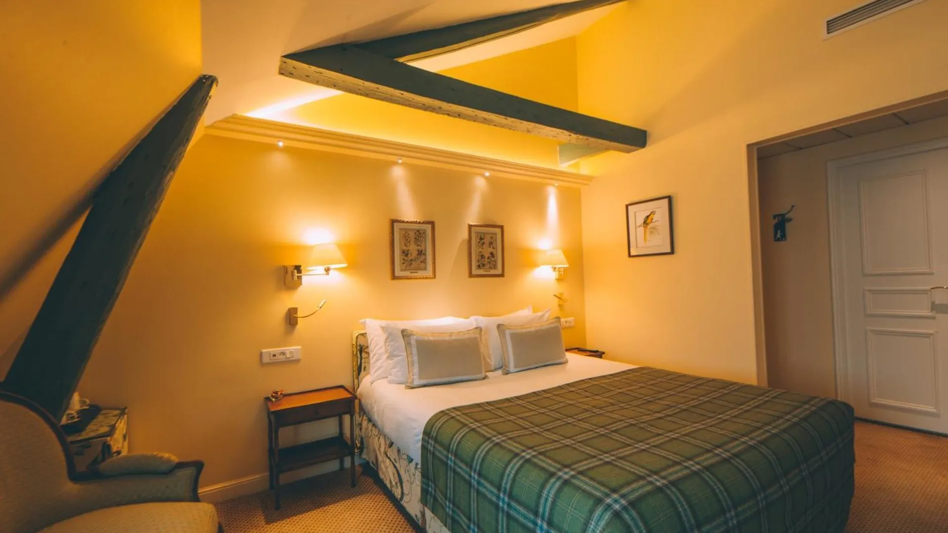 Hotel Le Relais Montmartre 4*
