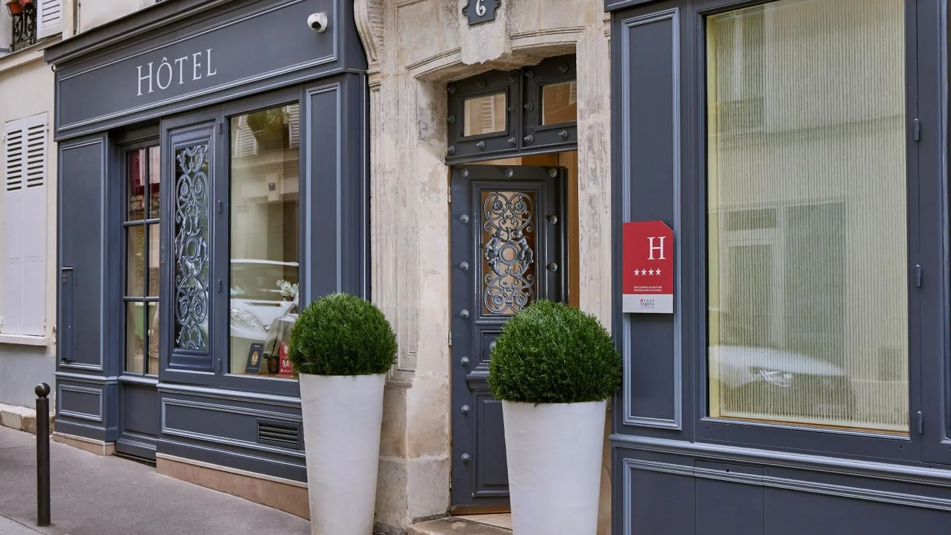 Hotel Le Relais Montmartre Paris